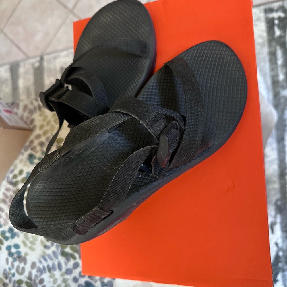 Chaco size 10